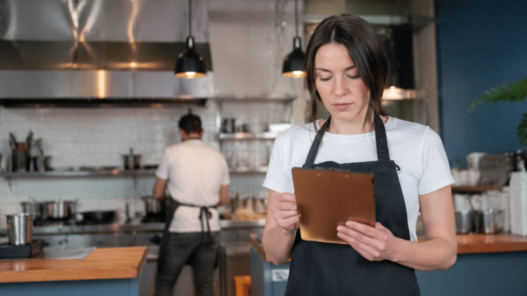 Le salaire minimum national de 18,50 $ entre en vigueur le 25 avril 2026 — Les Canadiens doivent revoir la conformité provinciale, l'admissibilité et les protections du travail mises à jour