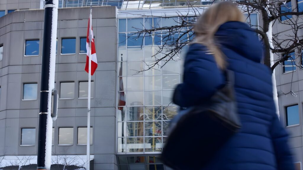 gouvernement fédéral lance